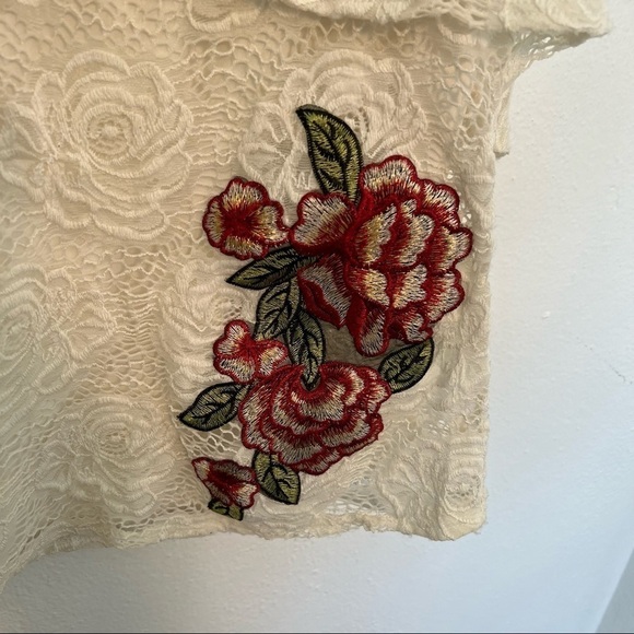 Bluebell Tank Top Lace Ruffle White Floral Embroidered - Picture 5 of 10